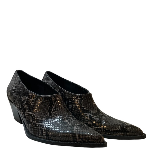 Zara Shoes - ZARA Gray/Black Snakeskin Print Shooties Shoes Booties Western Cowgirl - Size 38